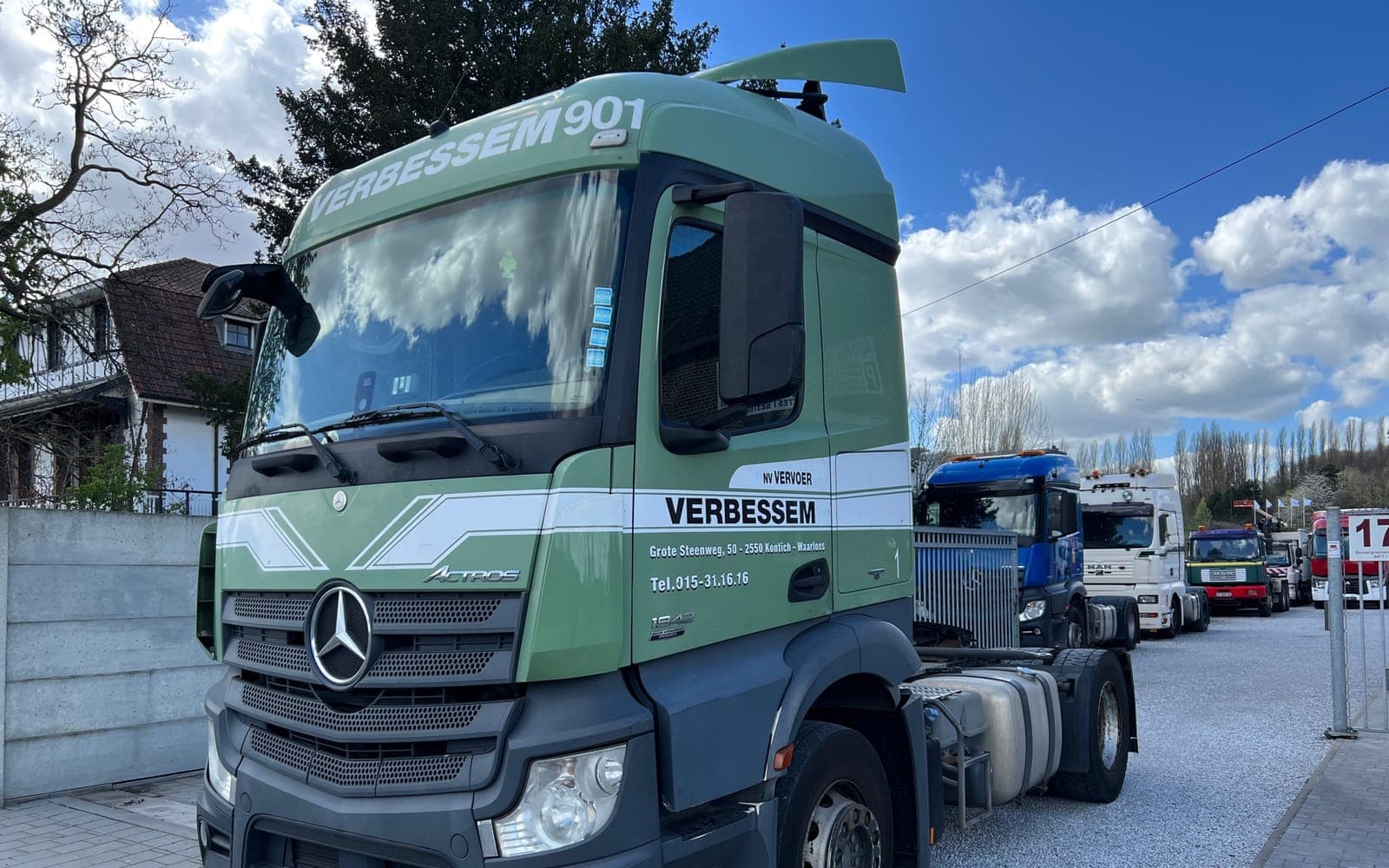 Het werk voor JP Trucks in beeld